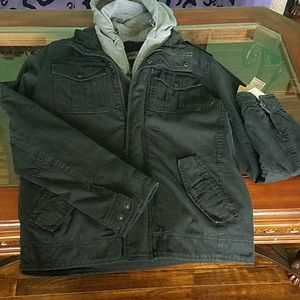 BRAND NEW Levi's winter jacket